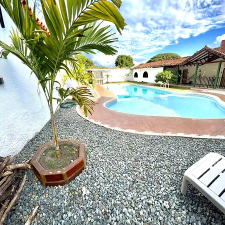 Magiko Suites Roldanillo Exterior photo